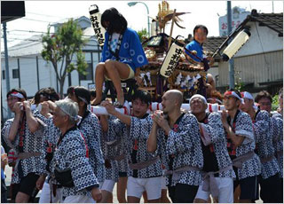 2014年「みこし祭り＆盆踊り大会」の様子5